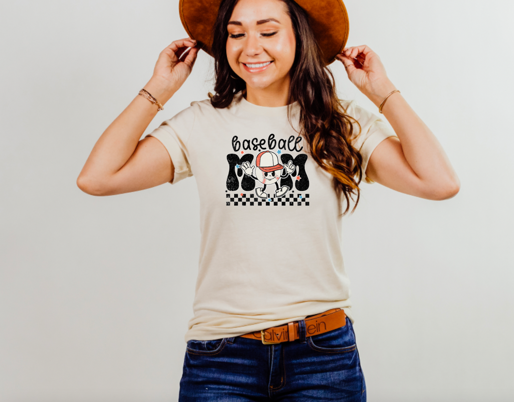 Retro Baseball Mom Graphic Tee